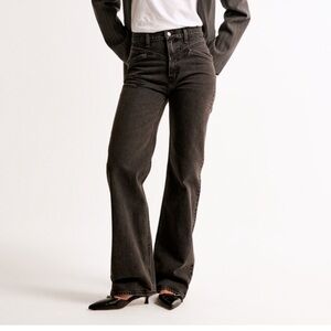 Abercrombie High Rise 90s Relaxed Jean